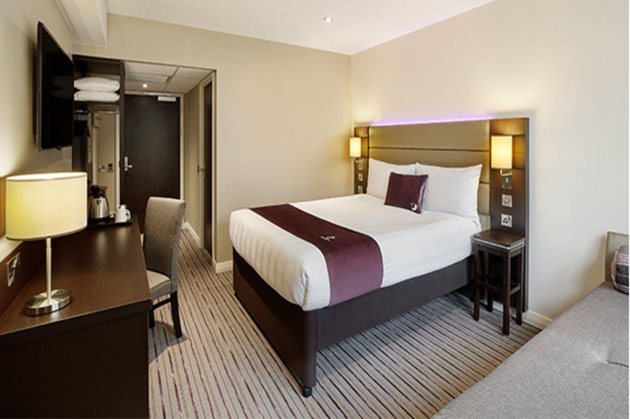 Premier Inn Perth City Centre Eksteriør billede