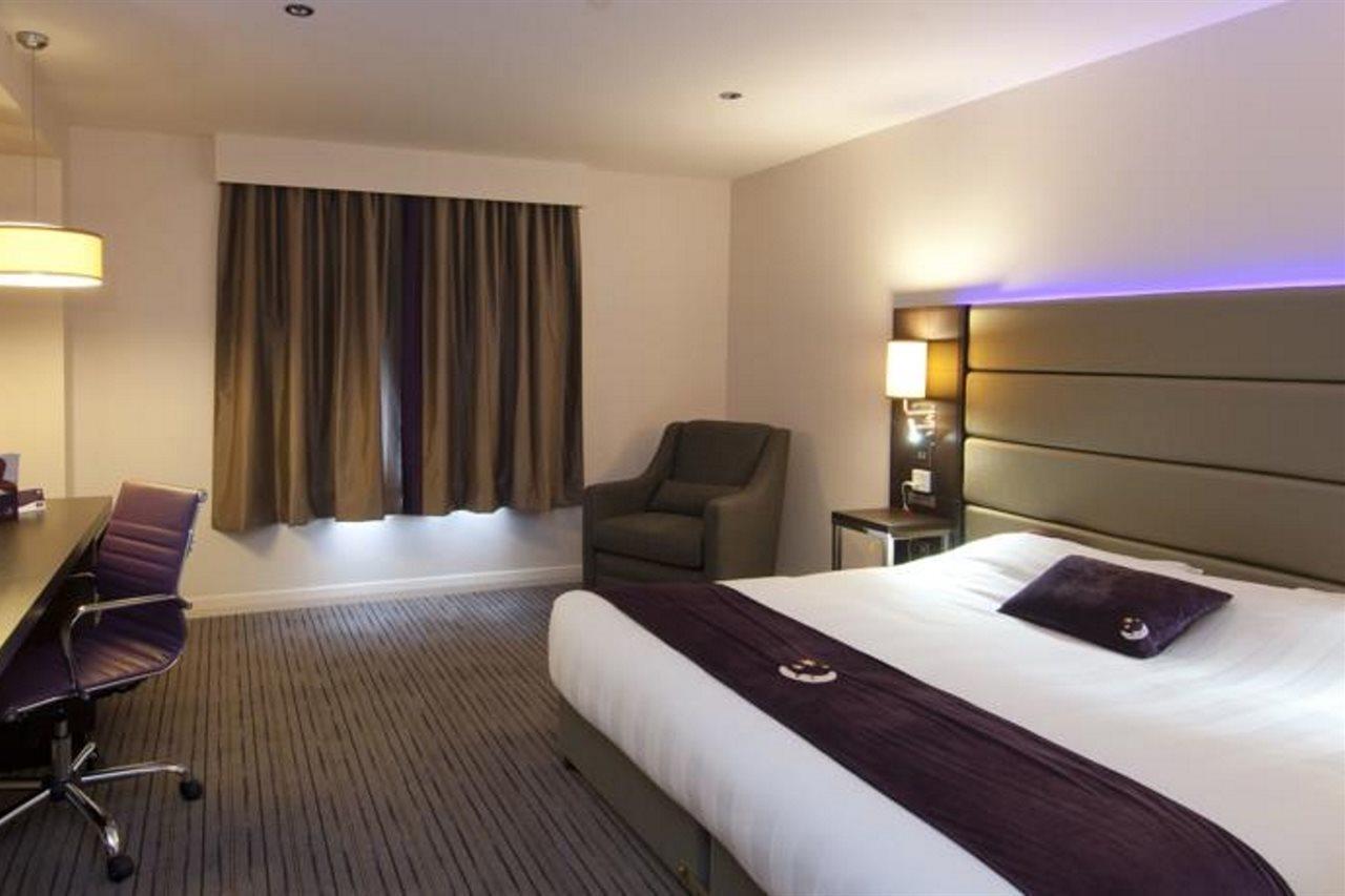Premier Inn Perth City Centre Eksteriør billede