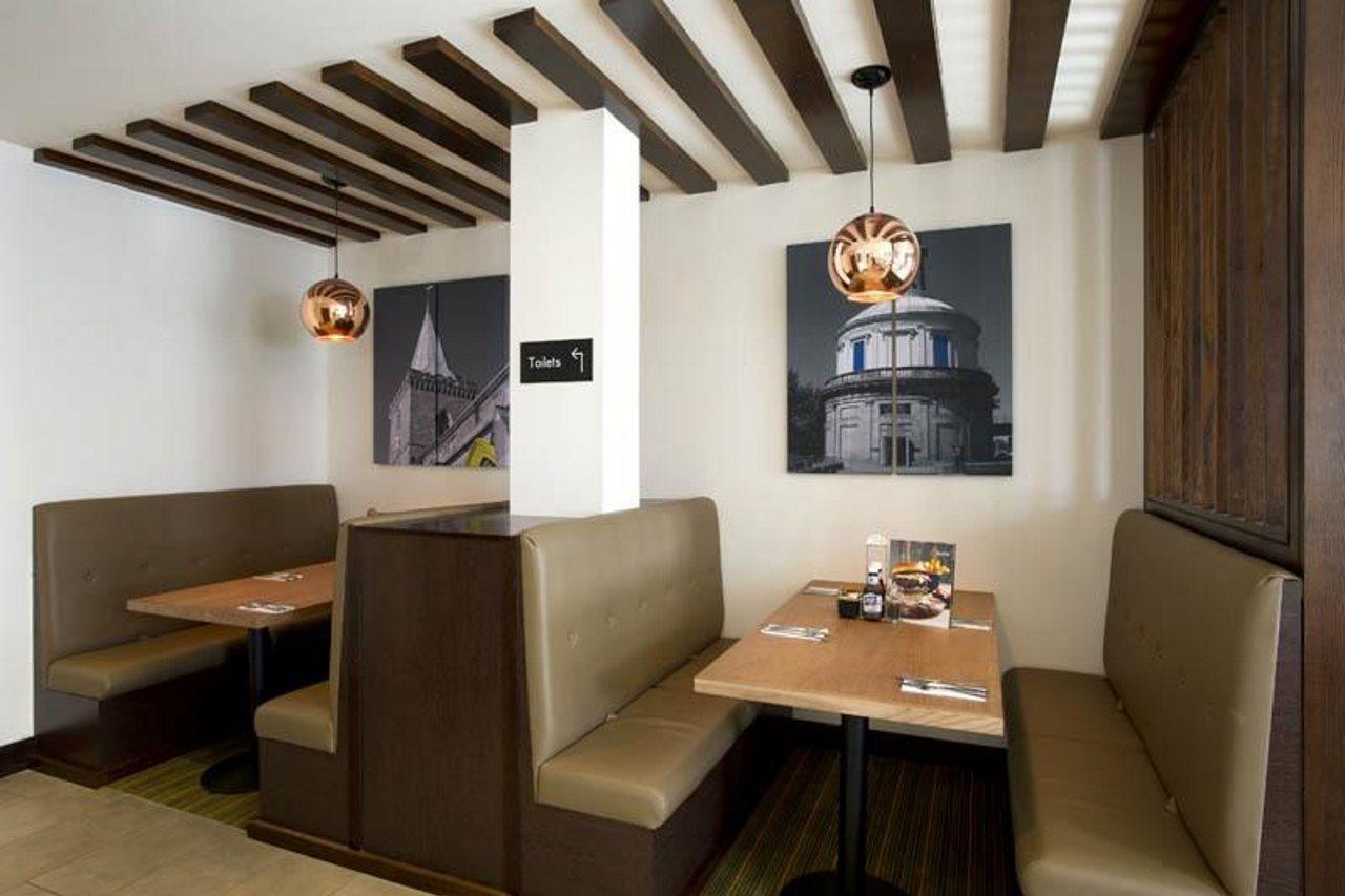 Premier Inn Perth City Centre Eksteriør billede